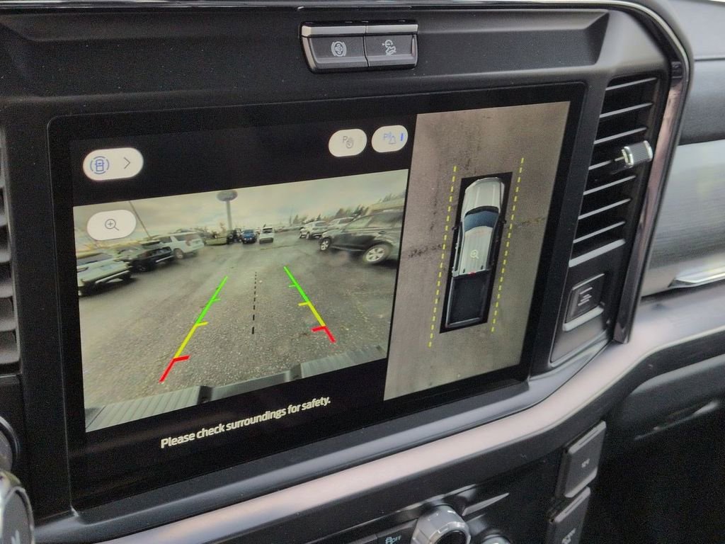 Used 2026 Ford F350 Lariat w/ Tremor Off-Road Package image 20