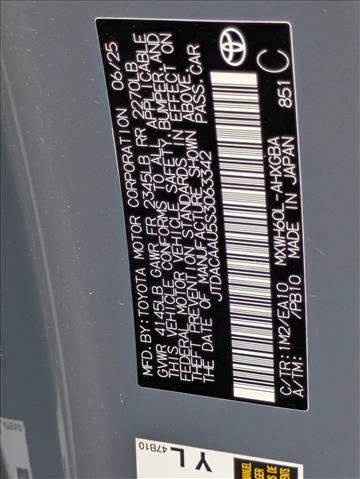 Used 2025 Toyota Prius XLE FWD image 17