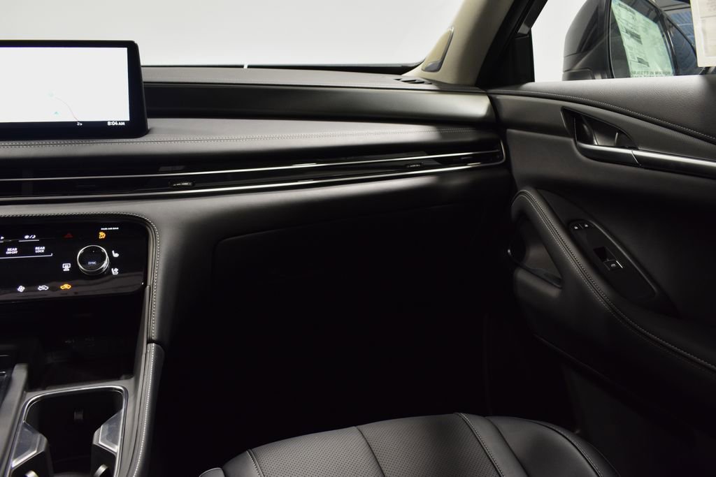 New 2026 INFINITI QX60 Luxe w/ Family Package image 14