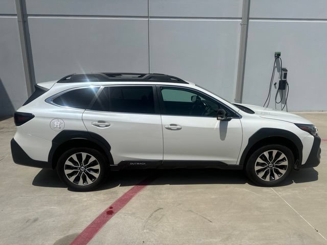Certified 2024 Subaru Outback Limited AWD/4WD image 2