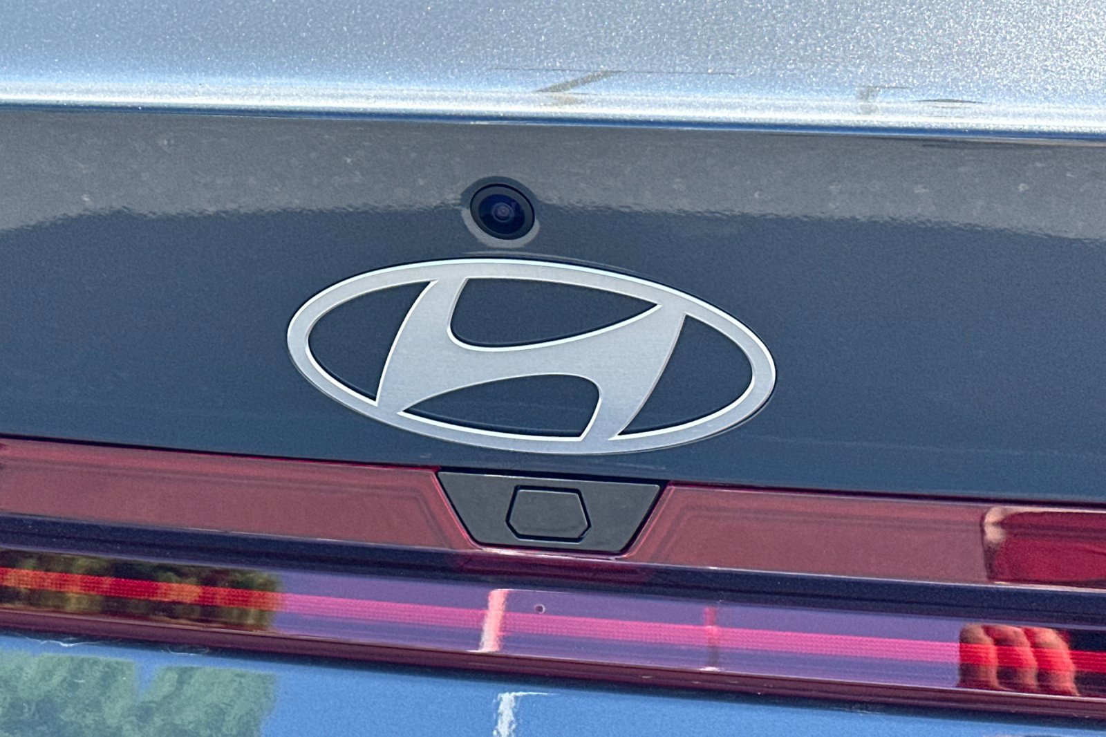 New 2026 Hyundai Elantra Limited FWD image 26