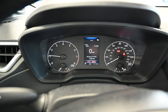 Used 2024 Toyota Corolla Cross LE w/ Moonroof Package AWD/4WD image 30