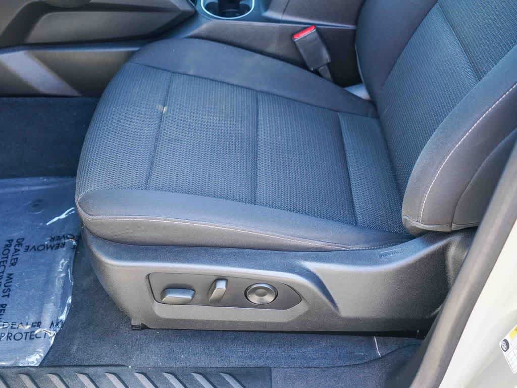 Used 2024 GMC Canyon Elevation w/ Convenience Package RWD image 20