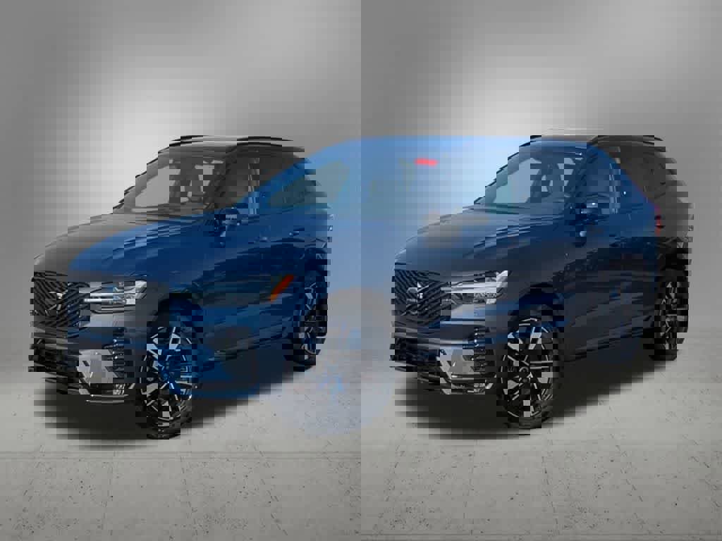 New 2026 Volvo XC60 B5 Core w/ Protection Package Premier