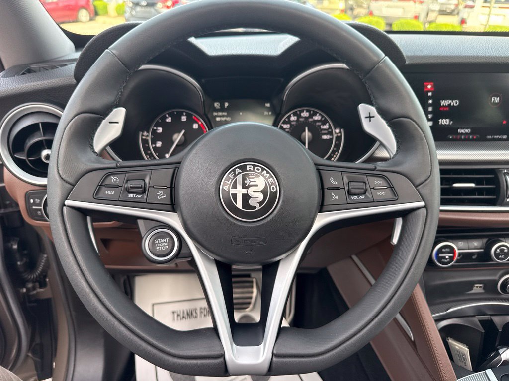 Used 2019 Alfa Romeo Stelvio Sport w/ Quick Order Package 22J Sport AWD/4WD image 10