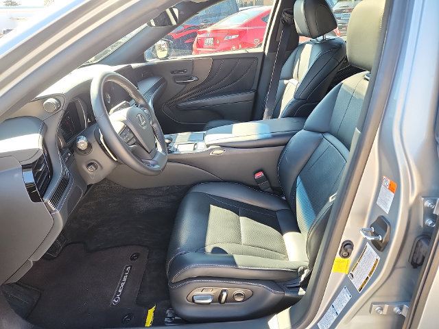 Used 2021 Lexus LS 500 AWD image 13
