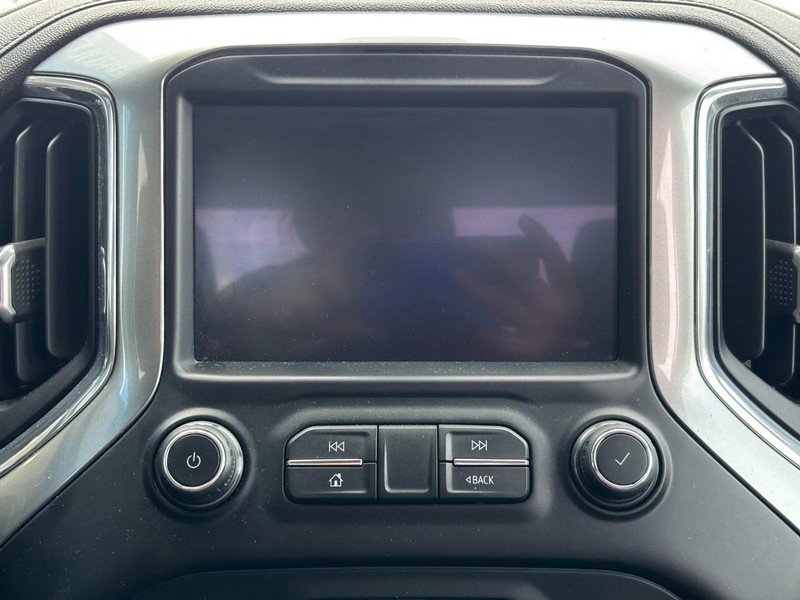 Used 2021 Chevrolet Silverado 1500 LT image 13