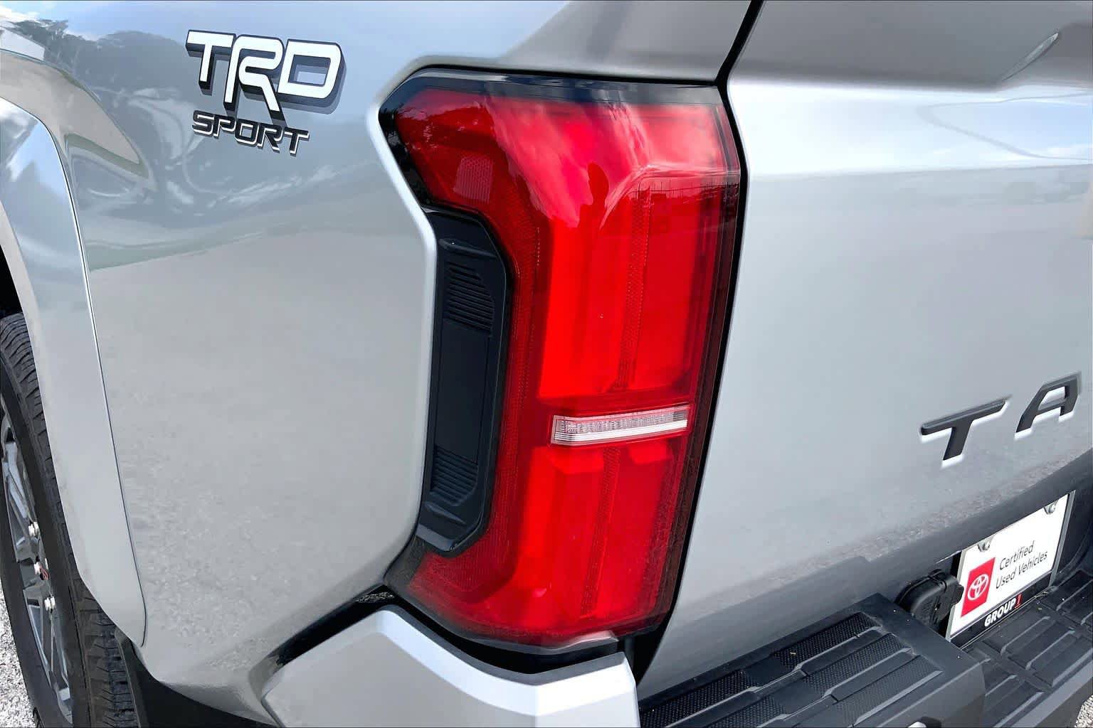 Used 2024 Toyota Tacoma TRD Sport w/ TRD Sport Upgrade Package RWD image 28