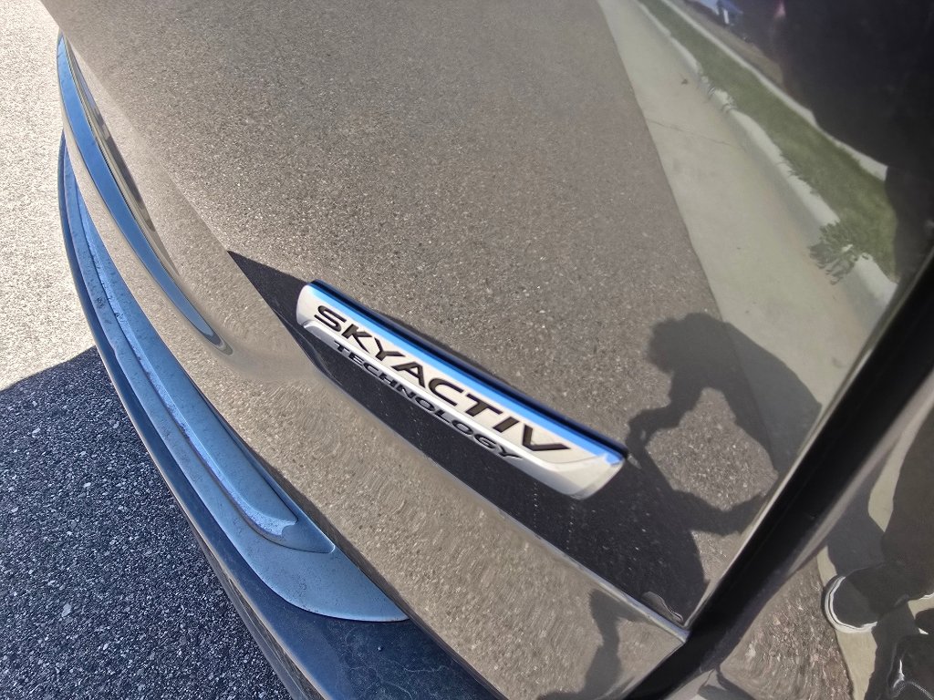 Used 2019 MAZDA CX-5 Touring image 11