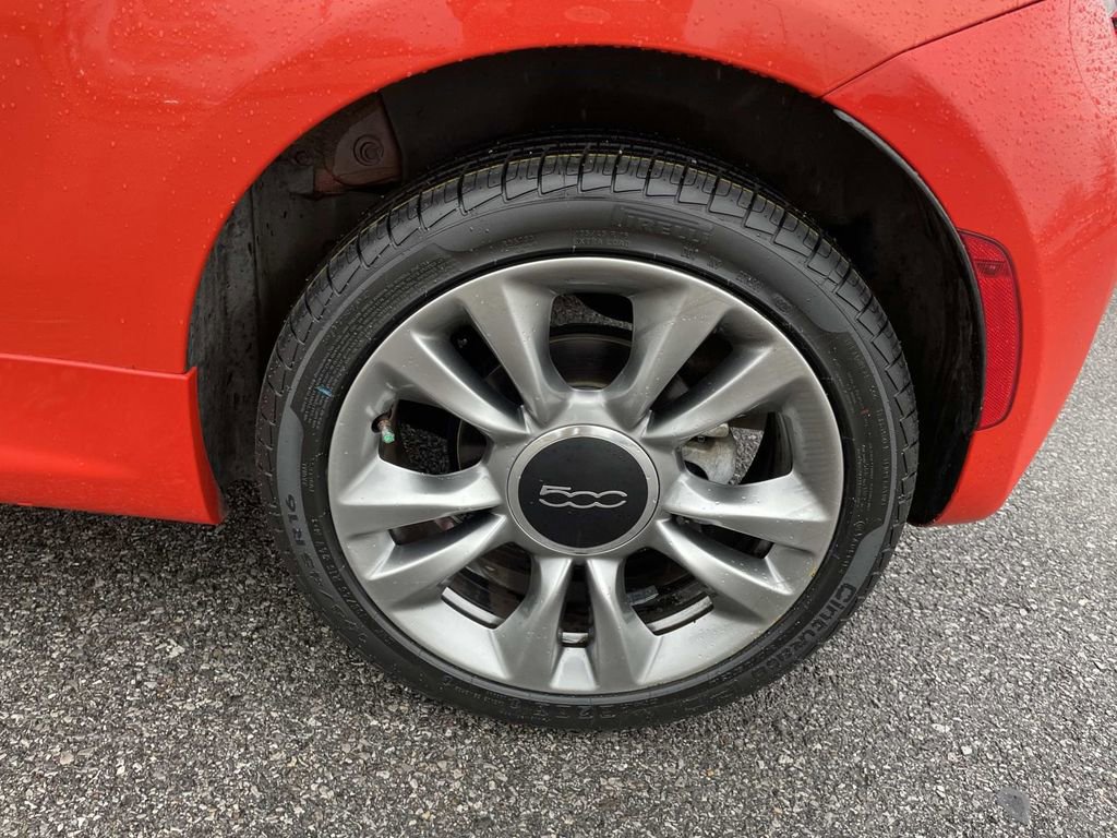 Used 2018 FIAT 500 Lounge image 10