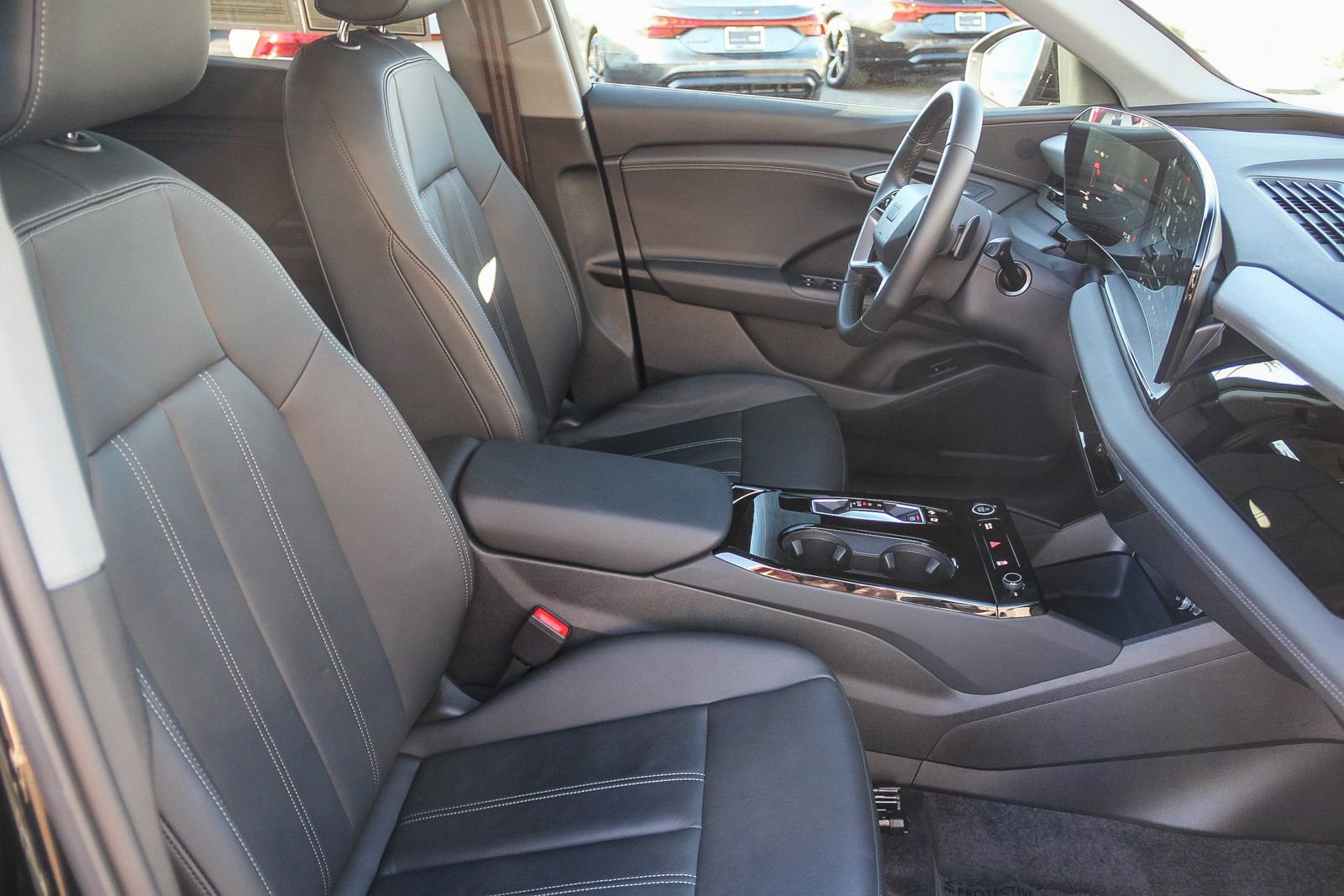 Certified 2025 Audi Q6 e-tron Premium w/ Convenience Package image 25