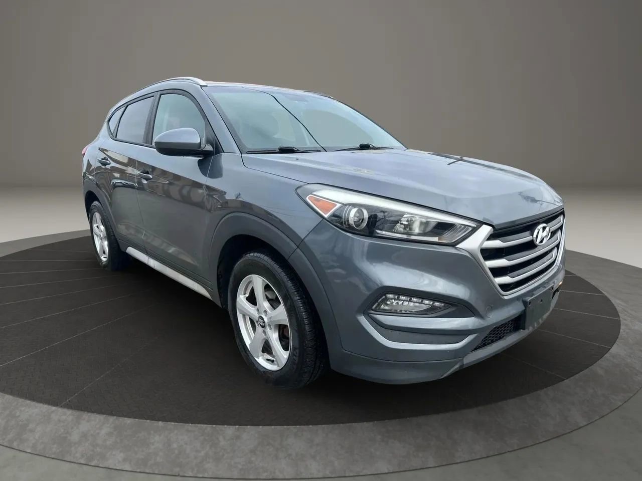 Used 2017 Hyundai Tucson SE image 3