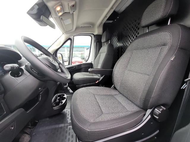 Used 2025 RAM ProMaster 2500 w/ U-Haul Equipment Group FWD image 18