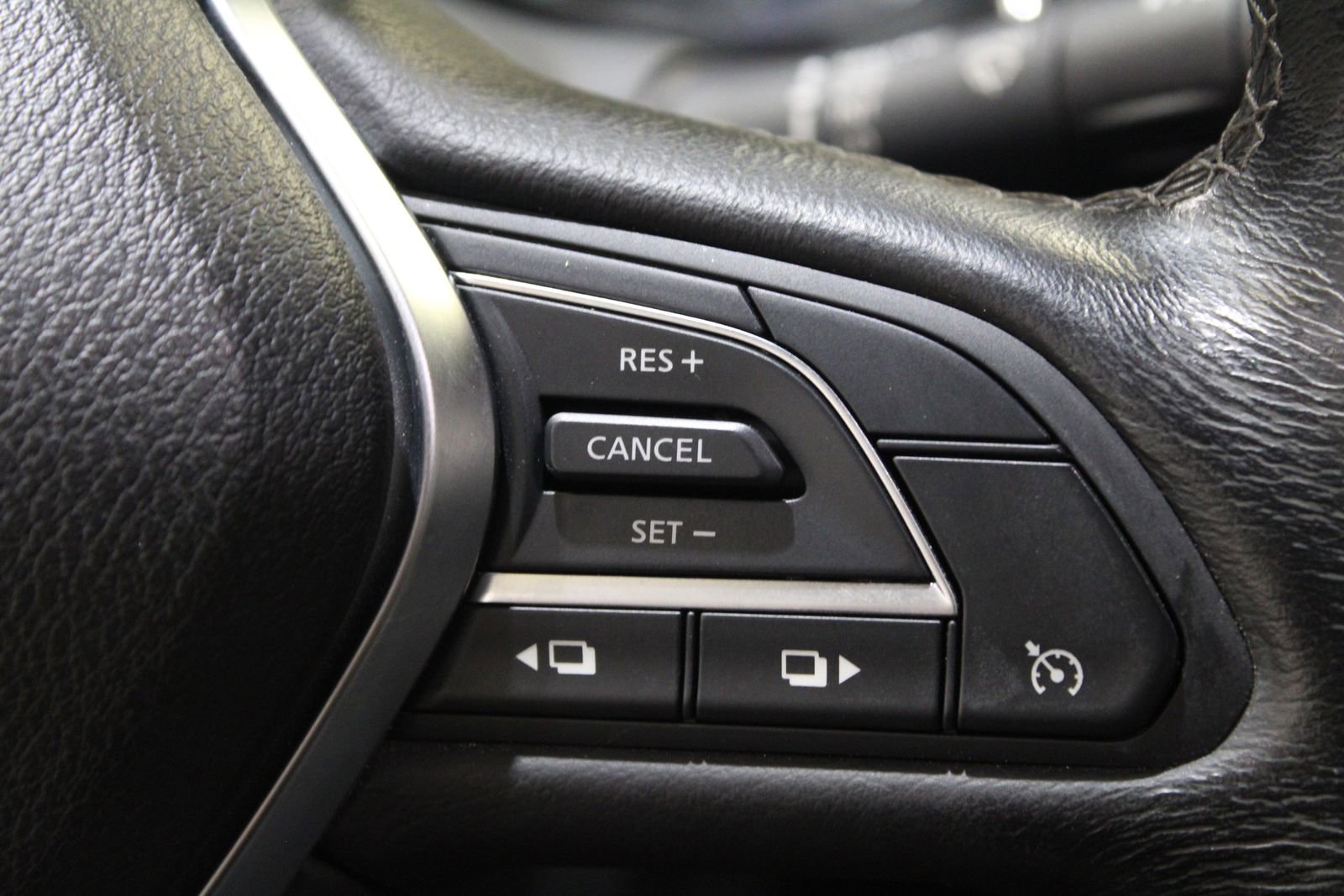 Used 2018 INFINITI Q60 3.0t Luxe w/ Sensory Package 3.0T Luxe image 26