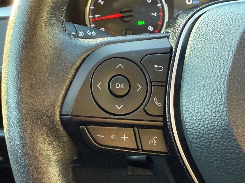 Used 2021 Toyota RAV4 XLE image 20