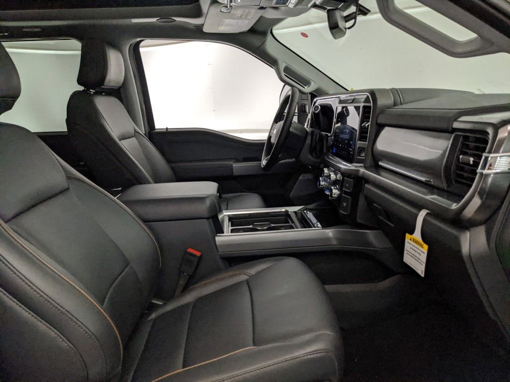 New 2025 Ford F350 Lariat w/ Lariat Ultimate Package image 15