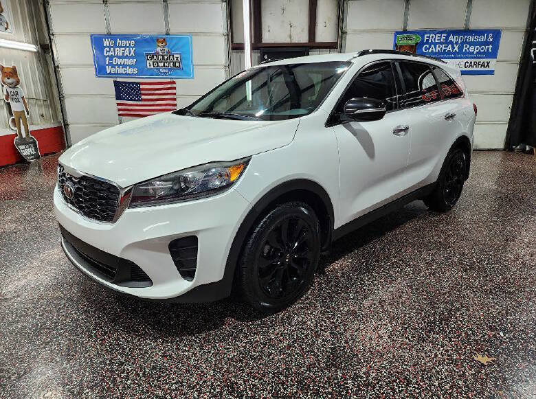 Used 2019 Kia Sorento S image 3