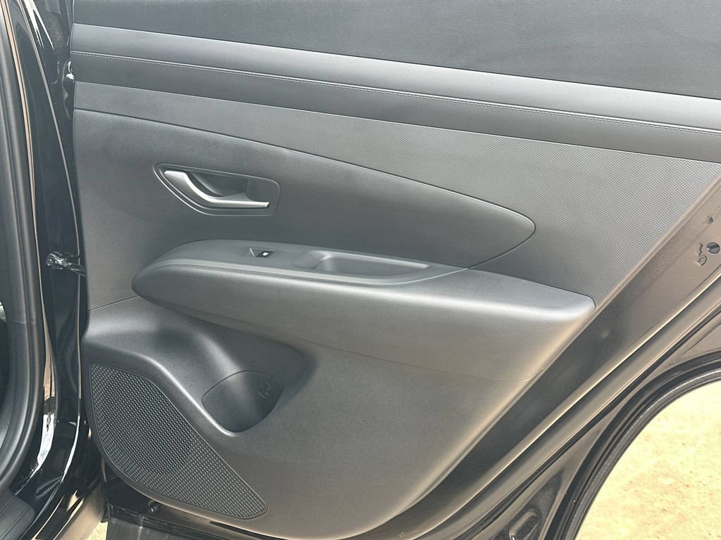 New 2026 Hyundai Tucson SEL FWD image 17