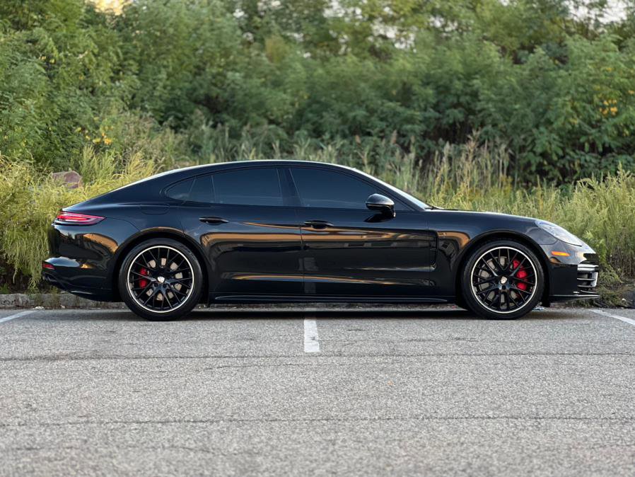 Used 2020 Porsche Panamera GTS image 13