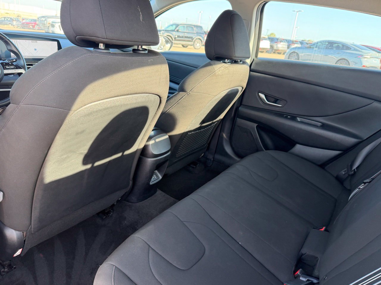 Used 2025 Hyundai Elantra SEL FWD image 33