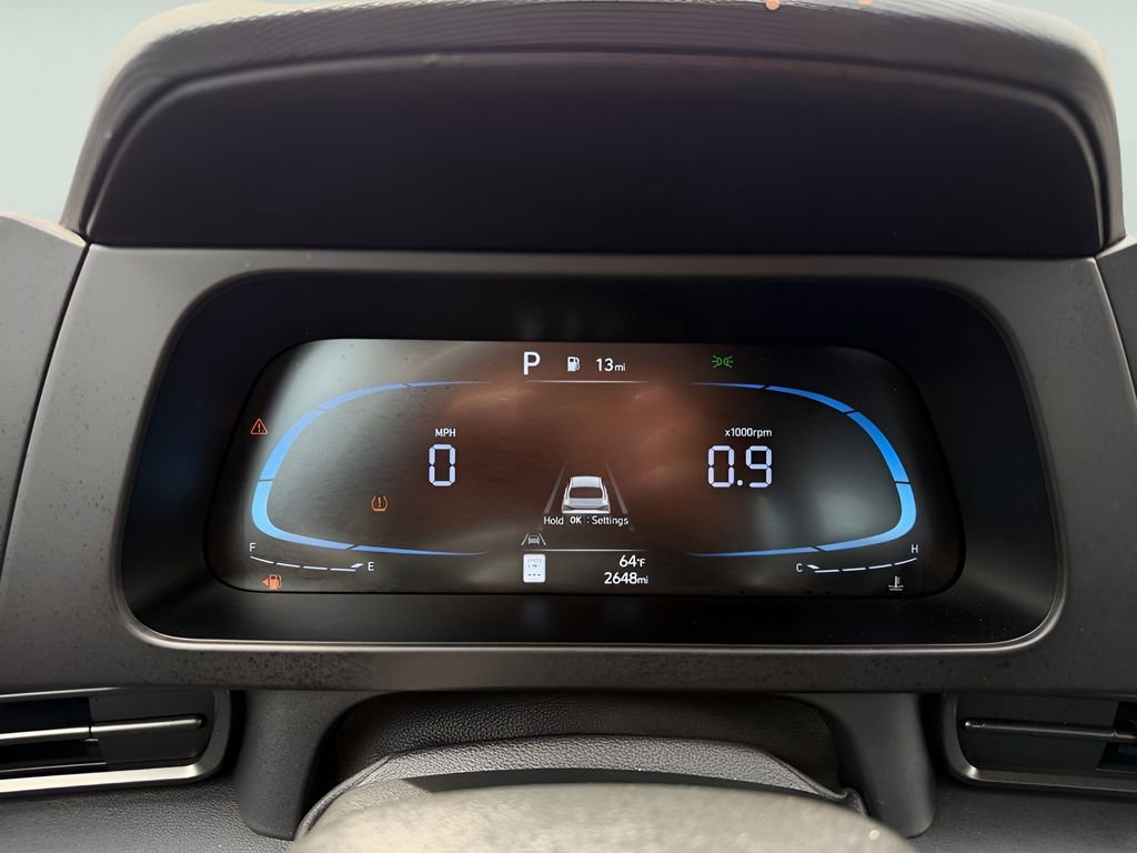 Used 2025 Hyundai Elantra Sport image 22