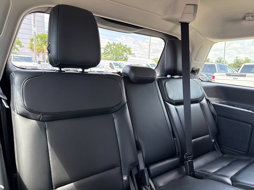 Certified 2025 Ford Expedition Platinum AWD/4WD image 33