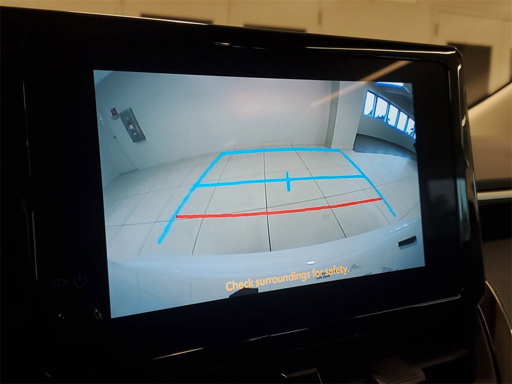 Used 2025 Toyota Corolla LE image 26