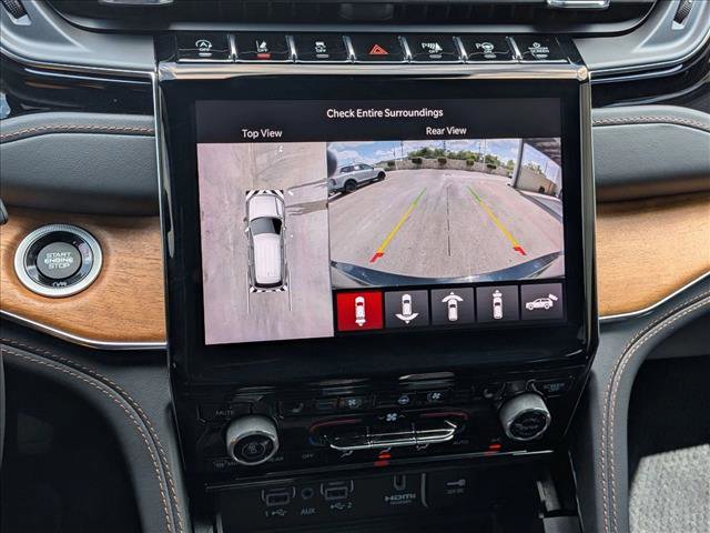 Used 2024 Jeep Grand Cherokee L Summit AWD/4WD image 14