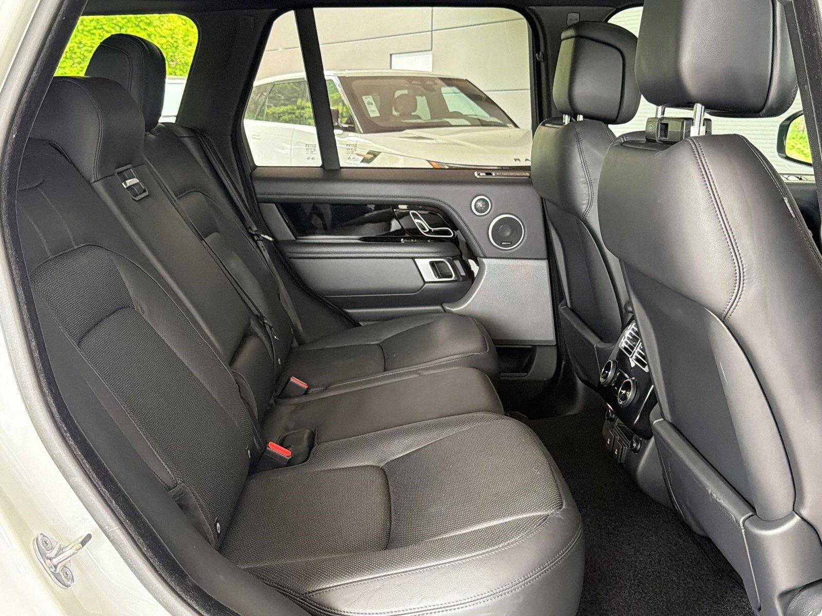 Used 2020 Land Rover Range Rover HSE AWD/4WD image 30