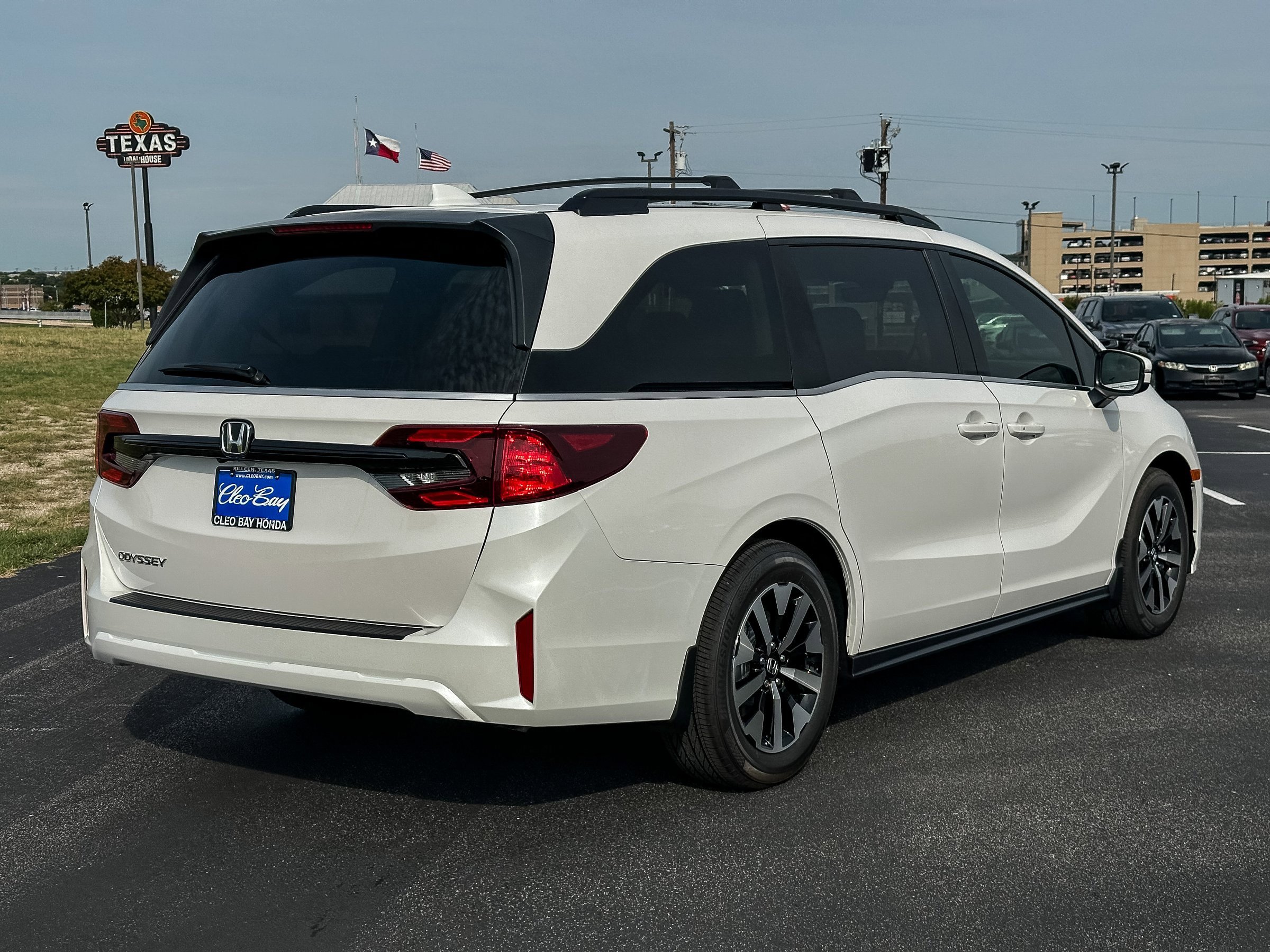 New 2026 Honda Odyssey EX-L image 5