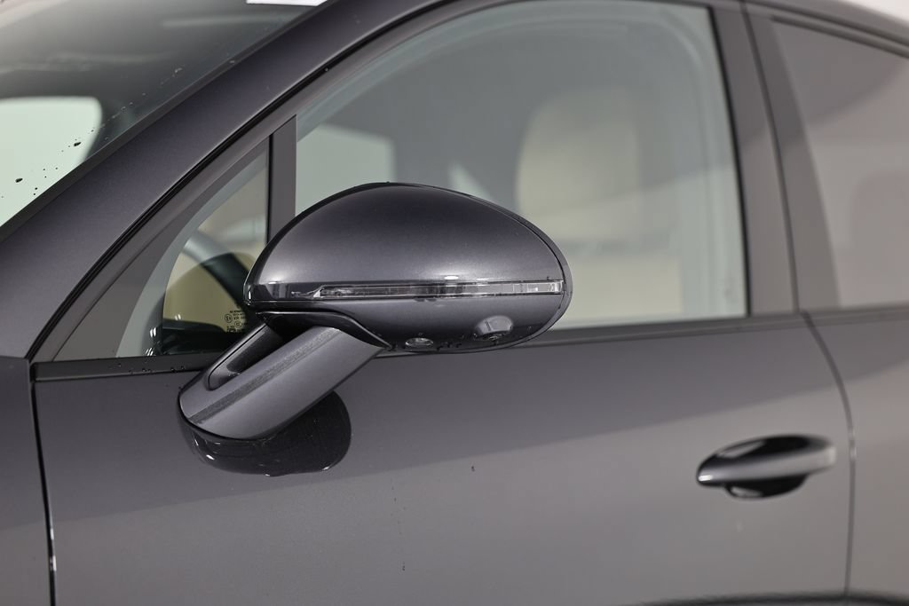Certified 2026 Porsche Macan AWD/4WD image 13