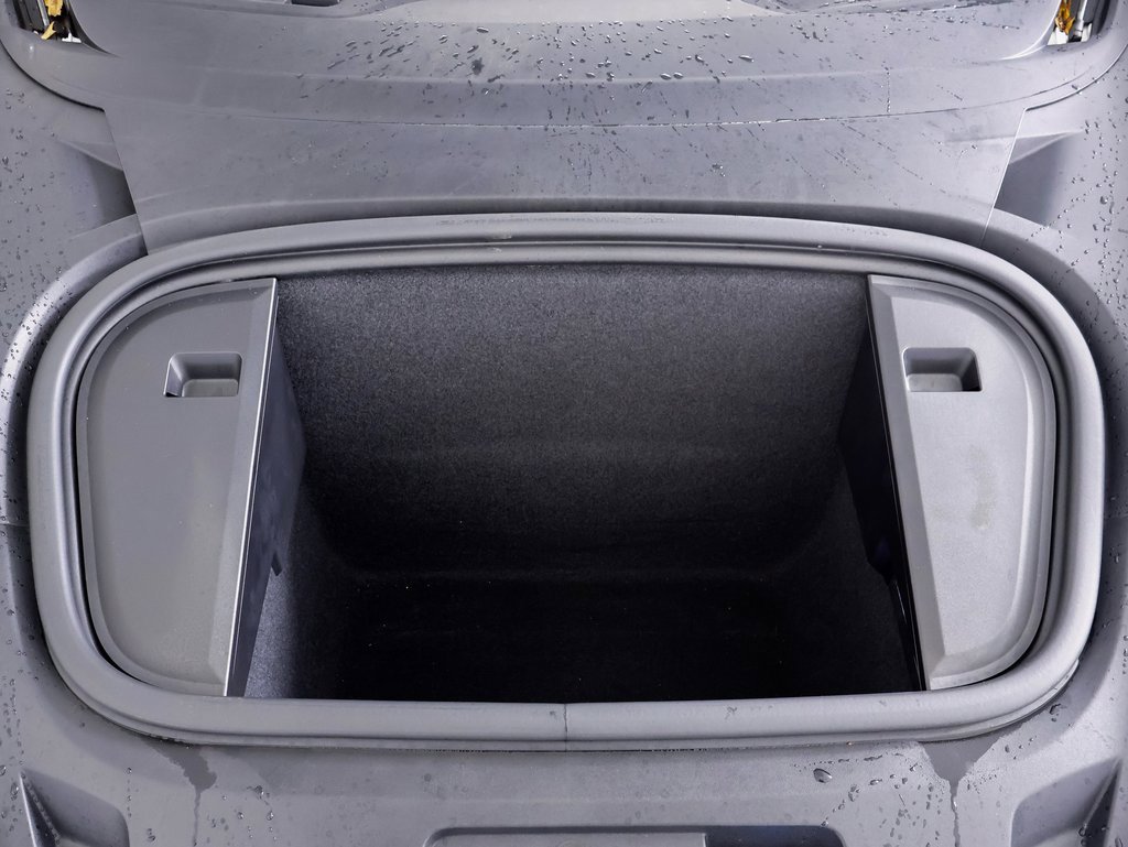 Certified 2024 Porsche Taycan GTS image 11