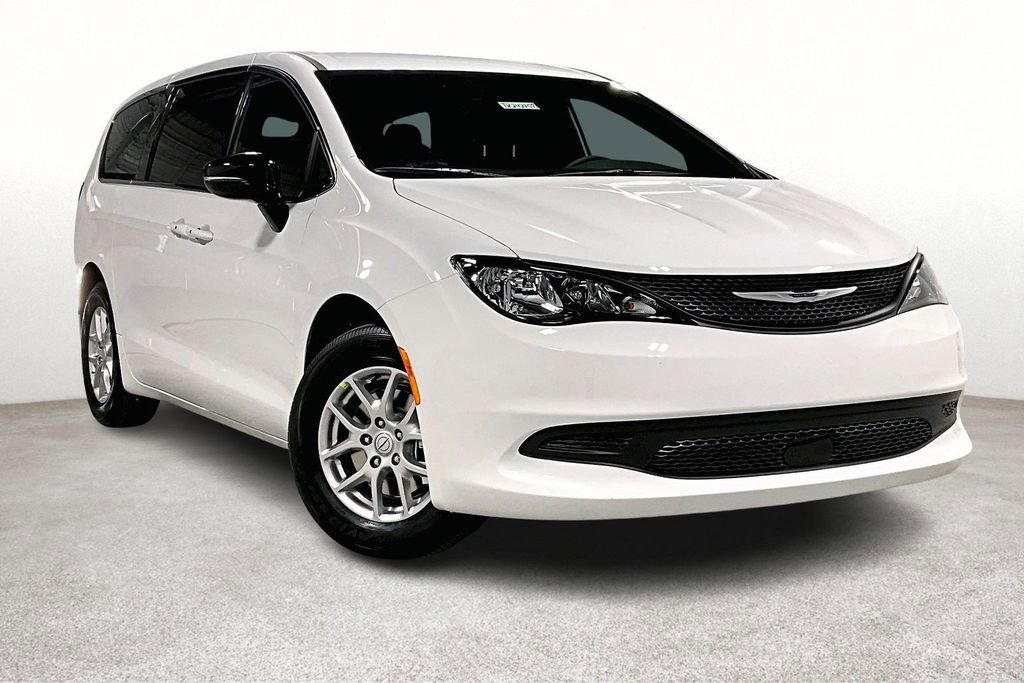 New 2026 Chrysler Voyager LX