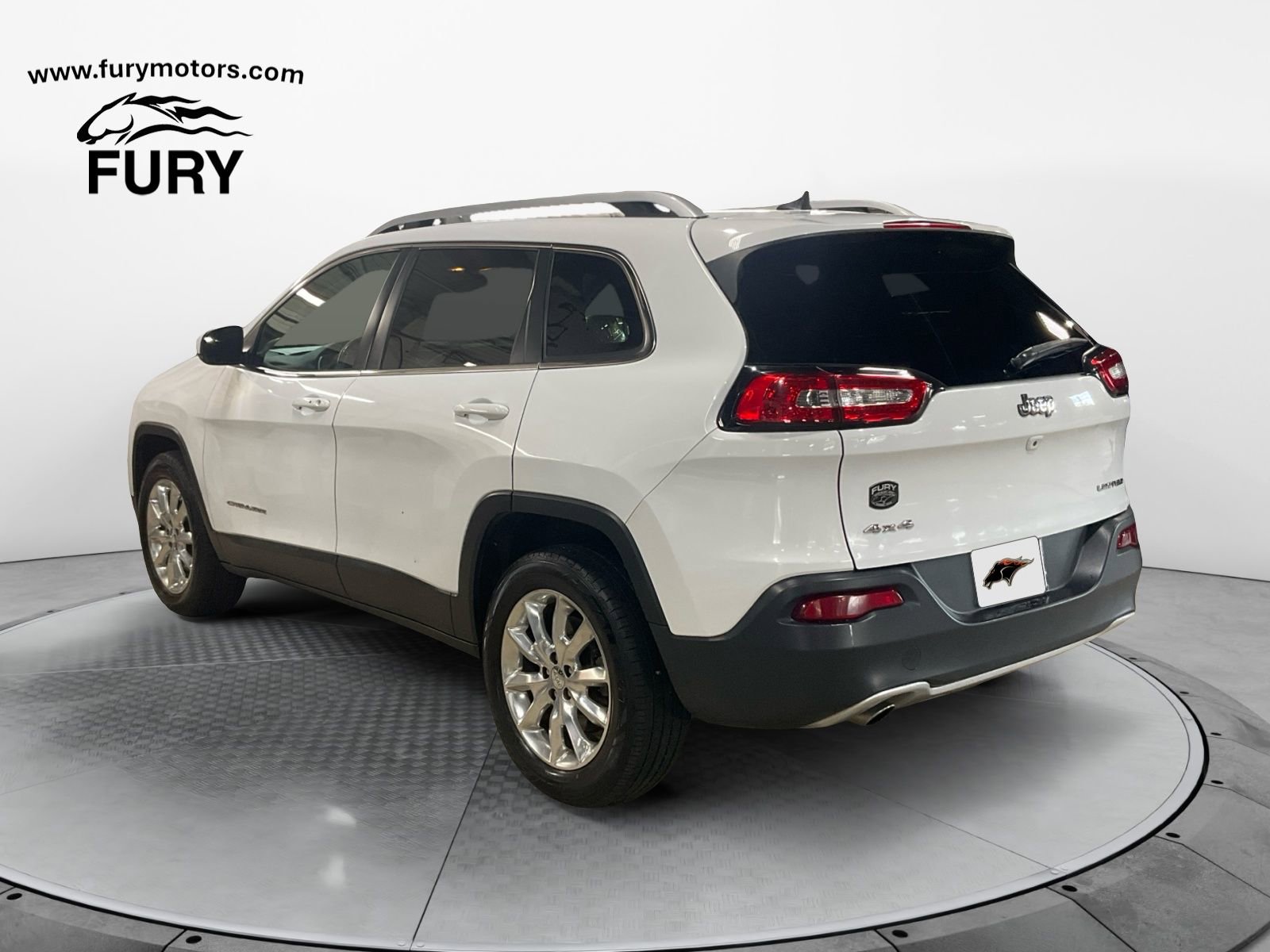 Used 2017 Jeep Cherokee Limited AWD/4WD image 5