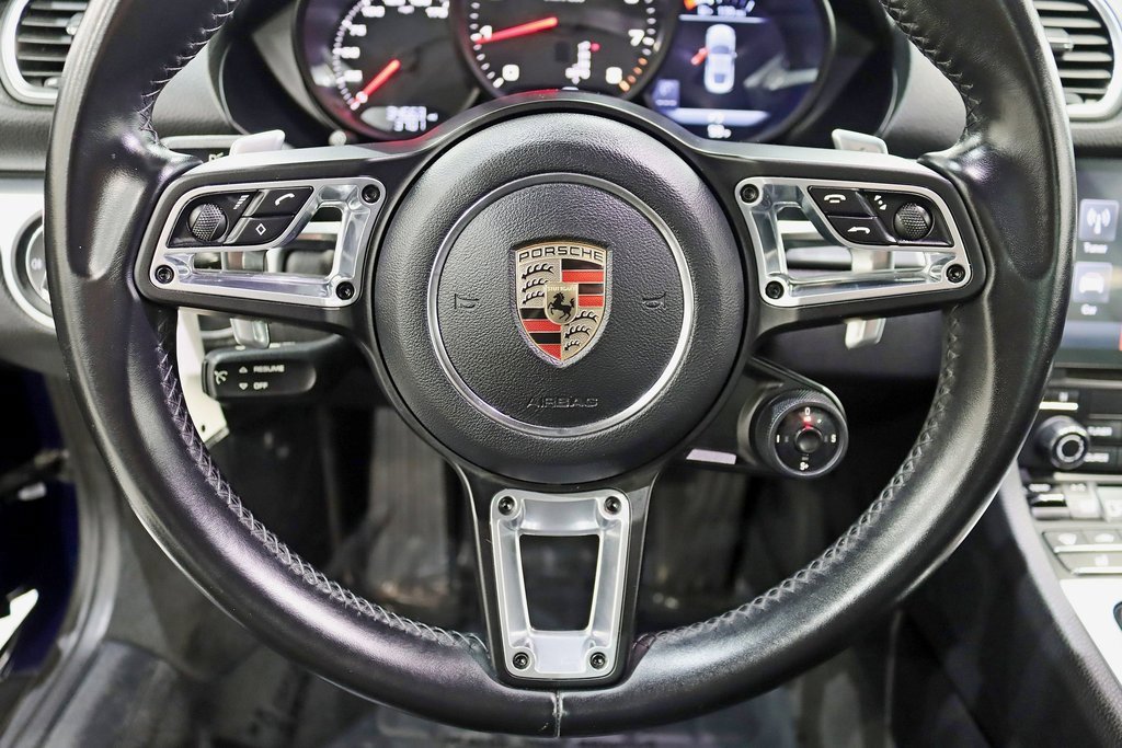 Used 2020 Porsche 718 Cayman image 17