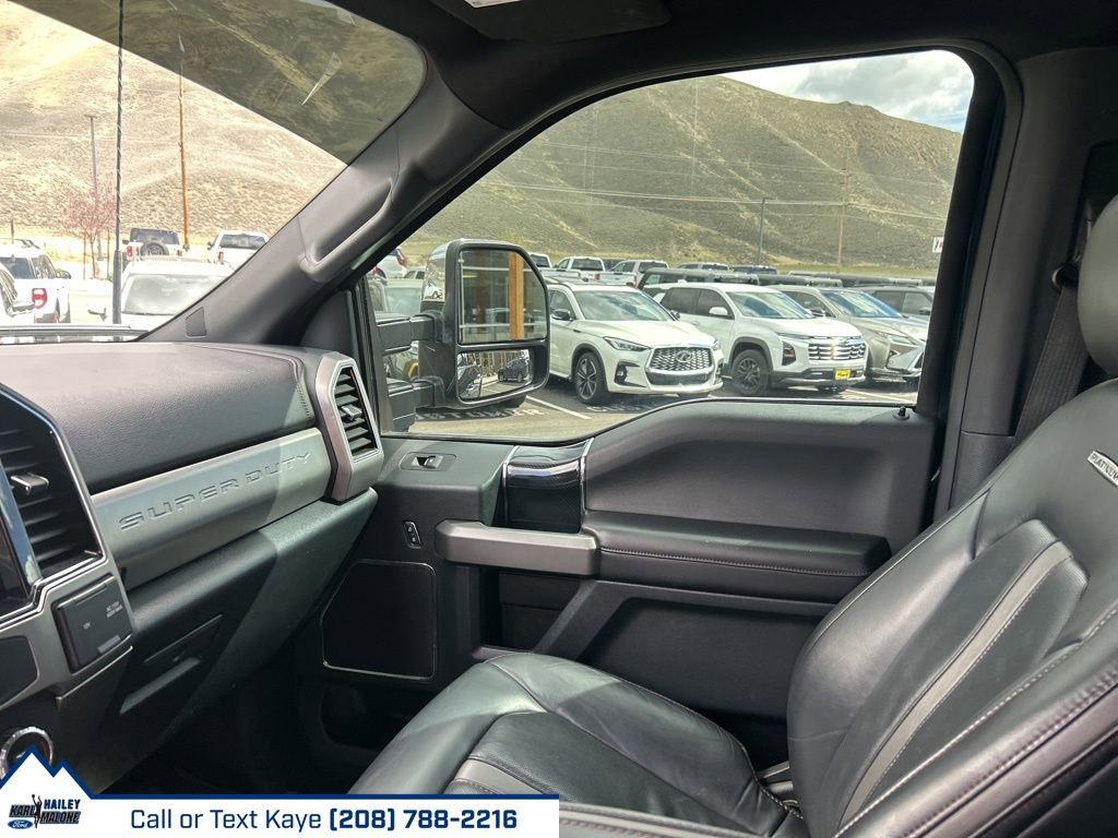 Used 2022 Ford F350 Platinum w/ Tremor Off-Road Package image 41