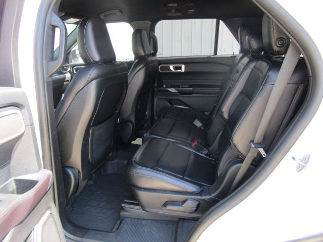 Used 2020 Ford Explorer XLT w/ Equipment Group 202A image 10