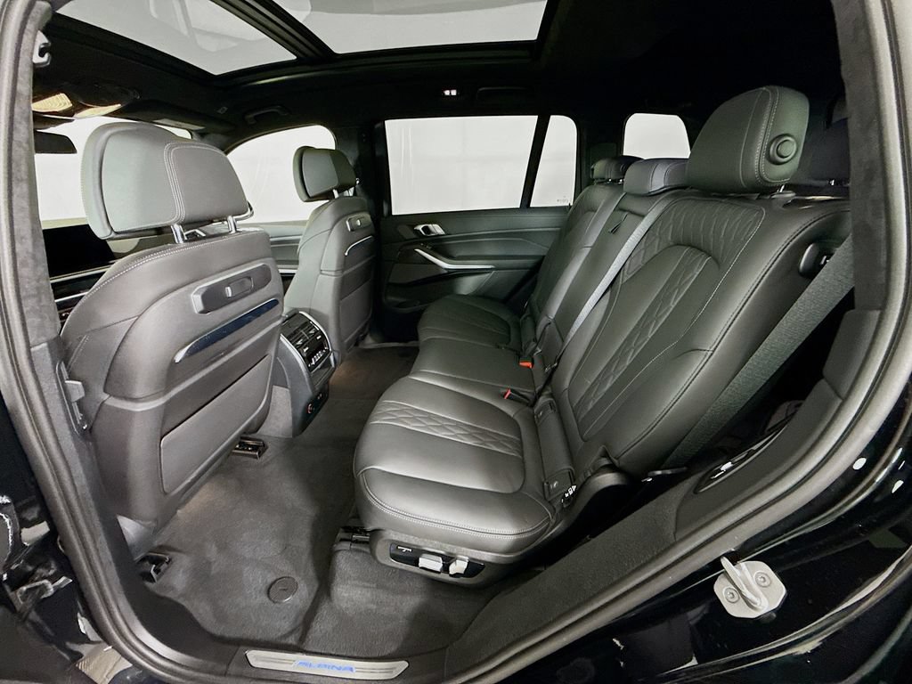 Used 2024 BMW ALPINA XB7 AWD/4WD image 26