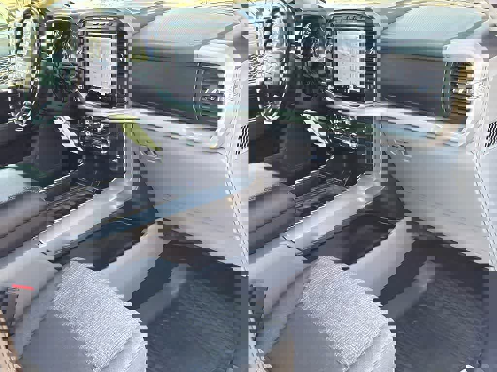 Used 2022 Ford F150 XLT w/ Equipment Group 302A High image 13