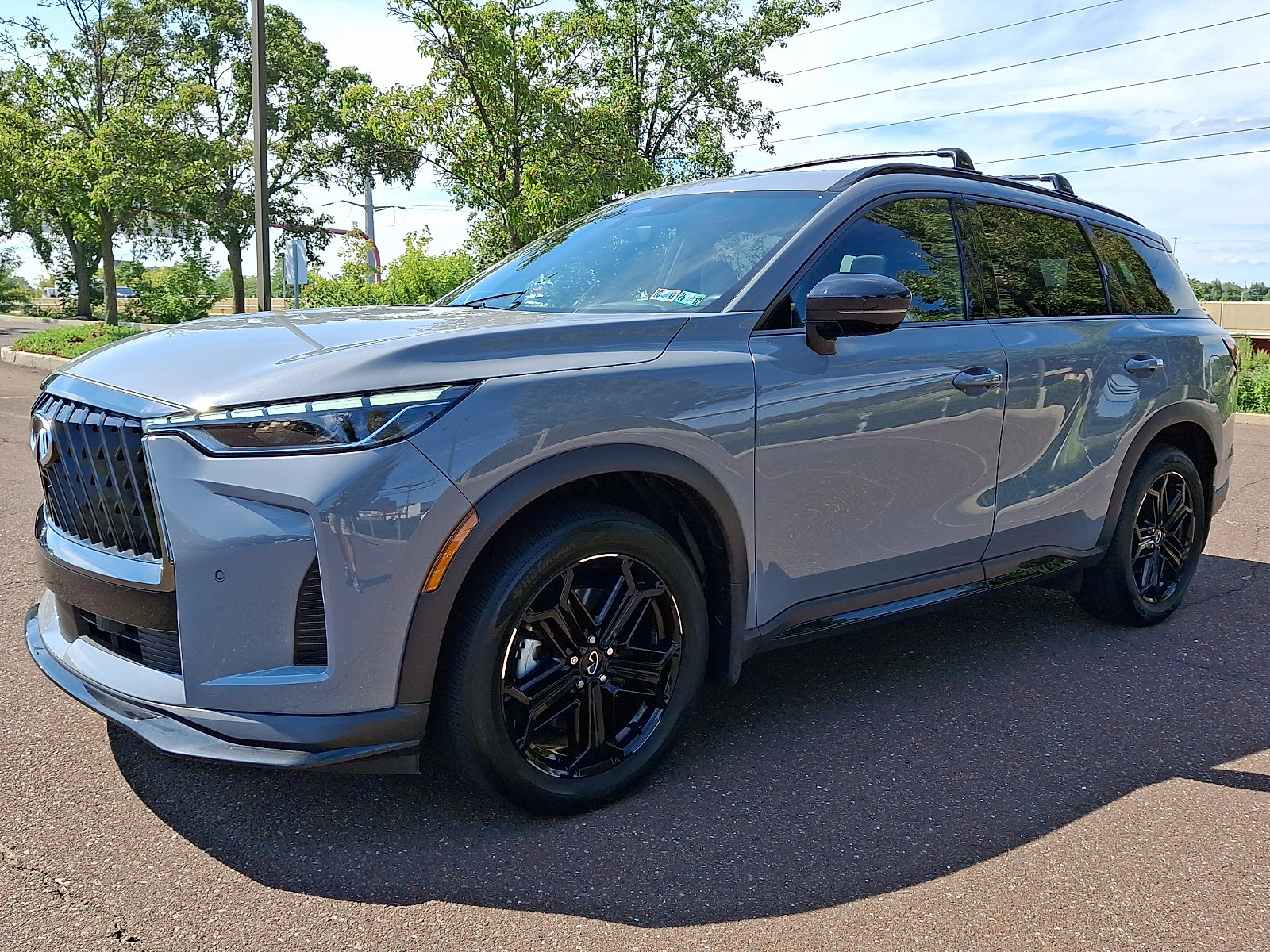 Certified 2026 INFINITI QX60 Sport w/ Dark Cargo Package AWD/4WD image 3