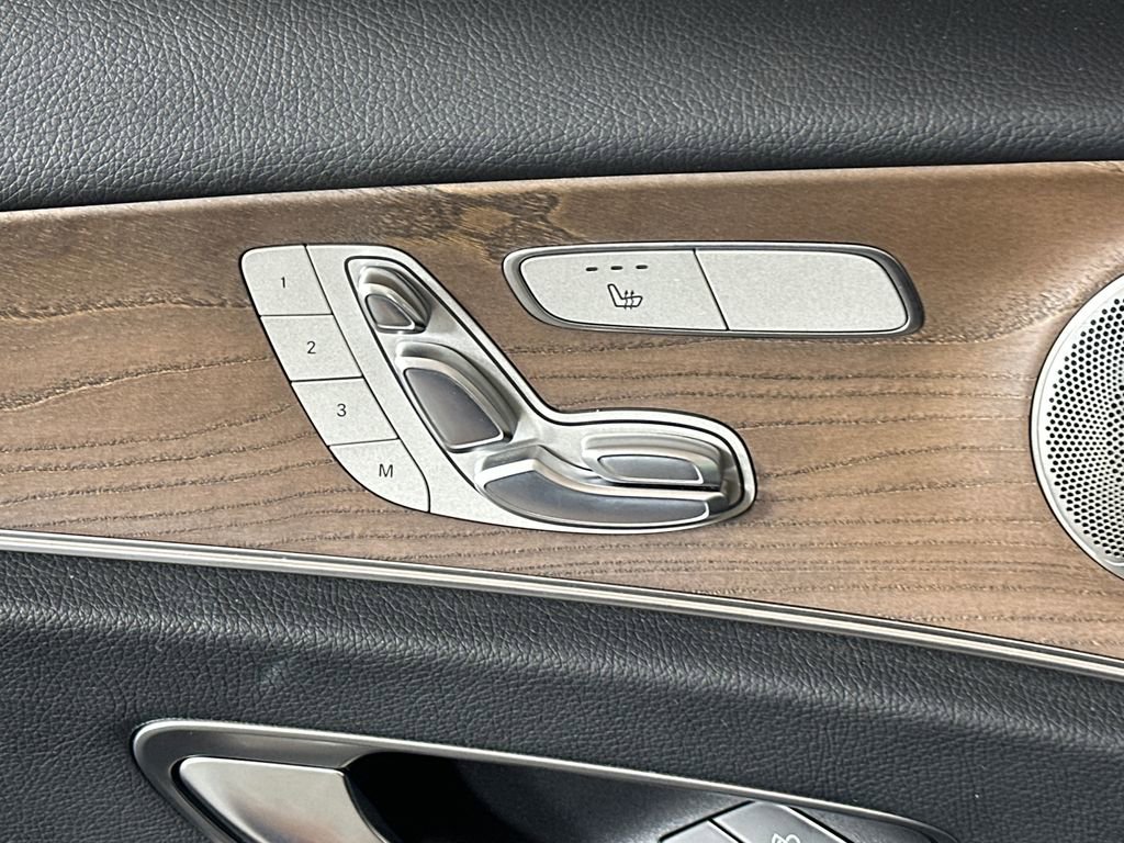 Used 2022 Mercedes-Benz E 350 Sedan image 11
