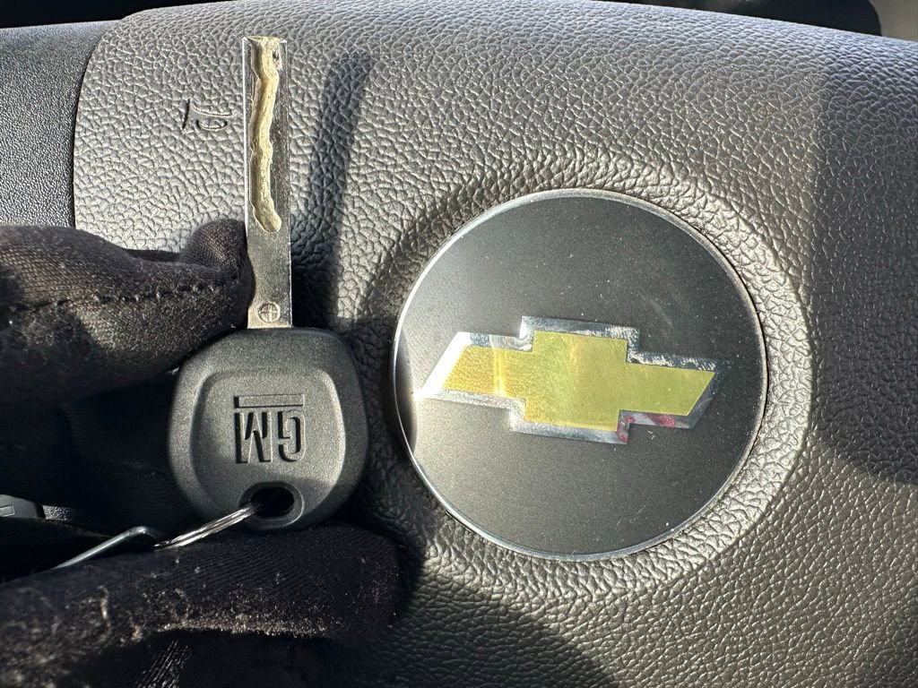 Used 2025 Chevrolet Express 2500 Extended w/ Communications Package image 37