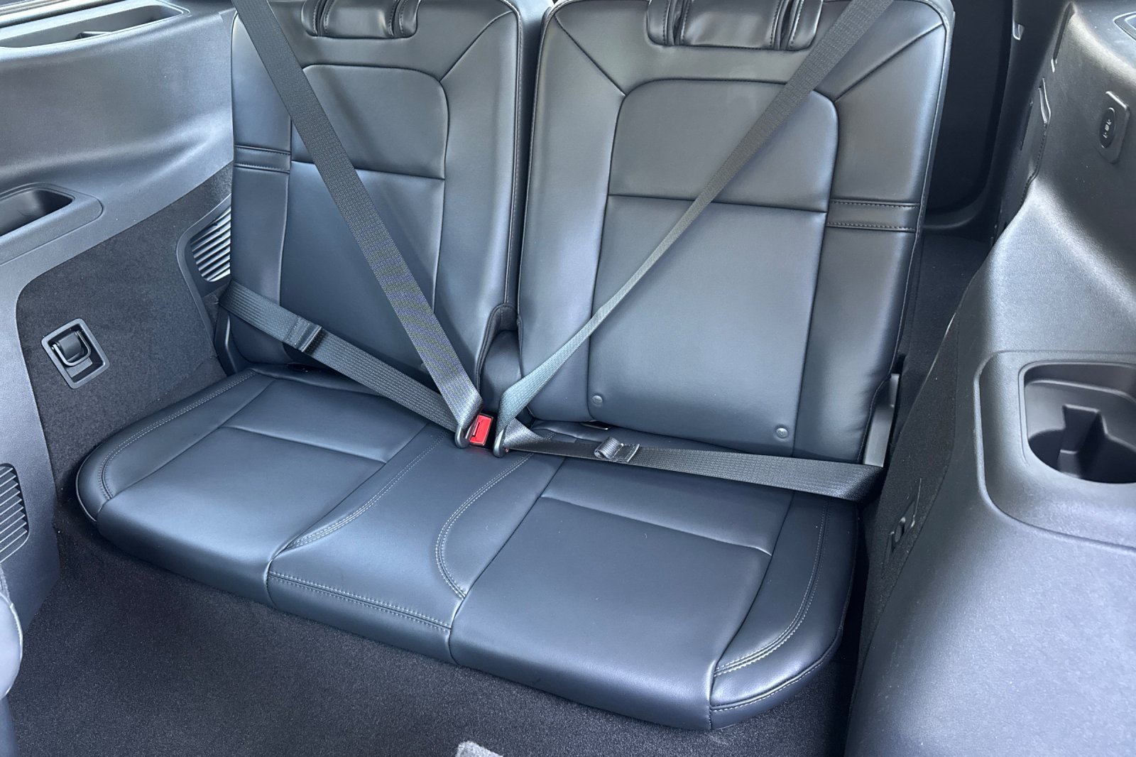 New 2025 Lincoln Aviator 2WD w/ Equipment Group 101A image 14