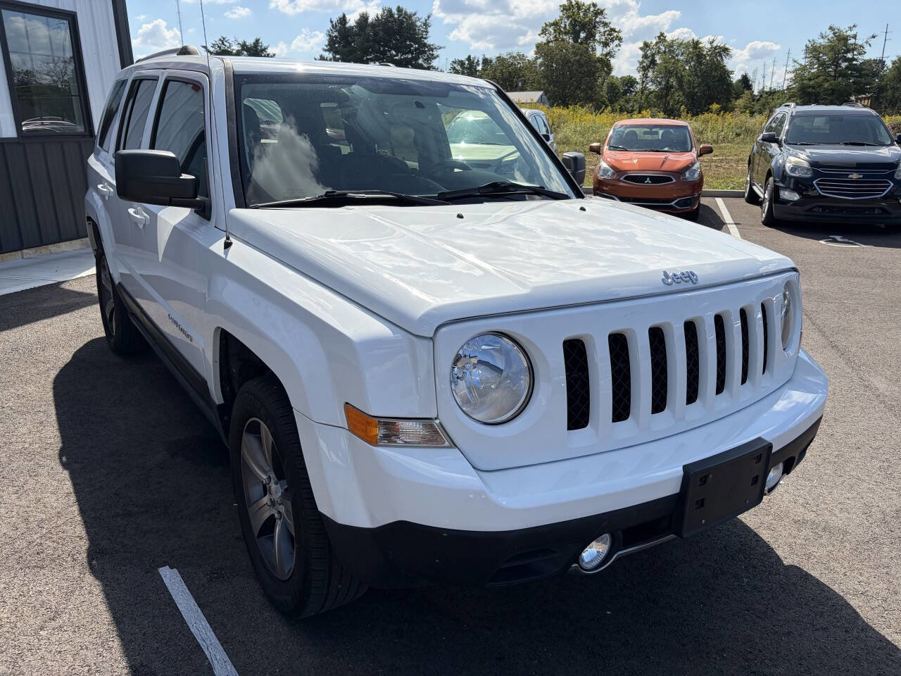 Used 2017 Jeep Patriot High Altitude image 4