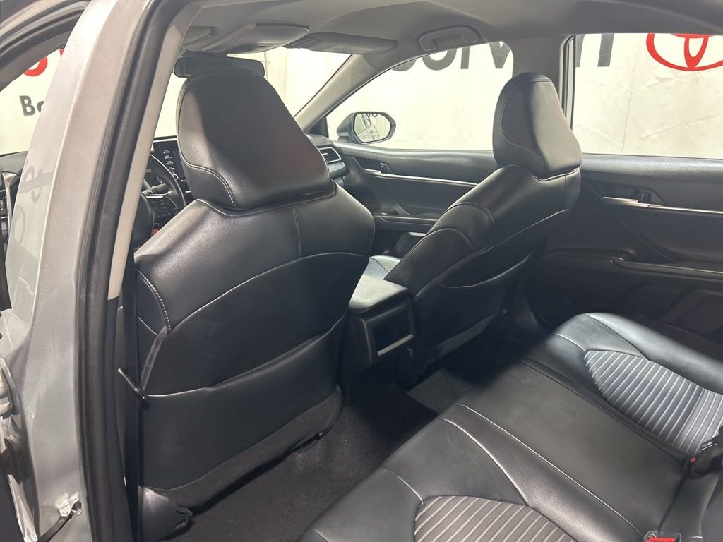 Used 2024 Toyota Camry SE image 19