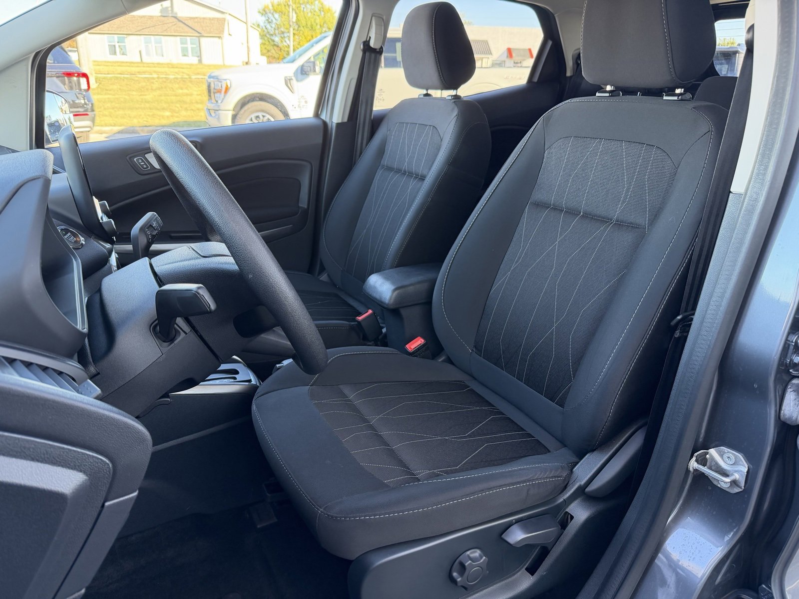 Used 2021 Ford EcoSport SE image 13