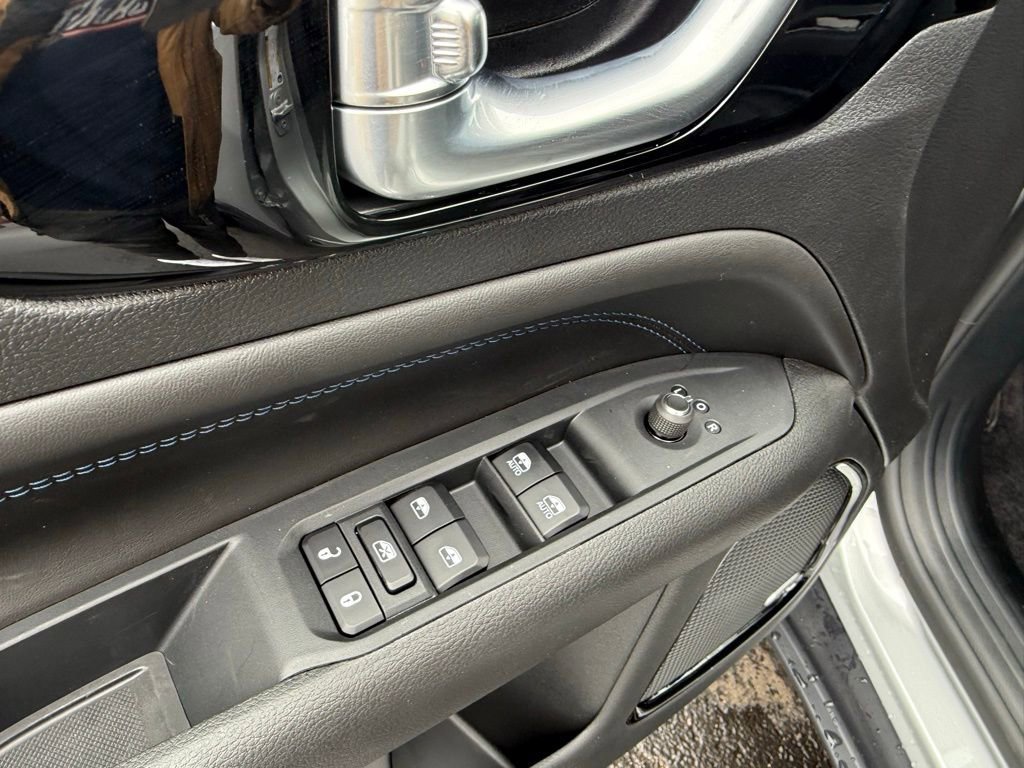 New 2026 Jeep Compass Limited image 11