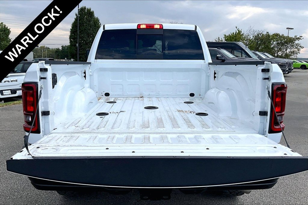 Used 2026 RAM 2500 Warlock AWD/4WD image 35