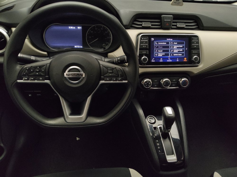 Used 2021 Nissan Versa SV FWD image 22