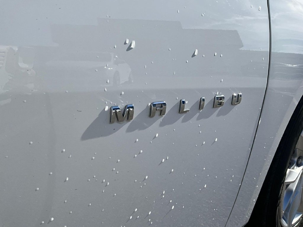 Used 2022 Chevrolet Malibu LT FWD image 21
